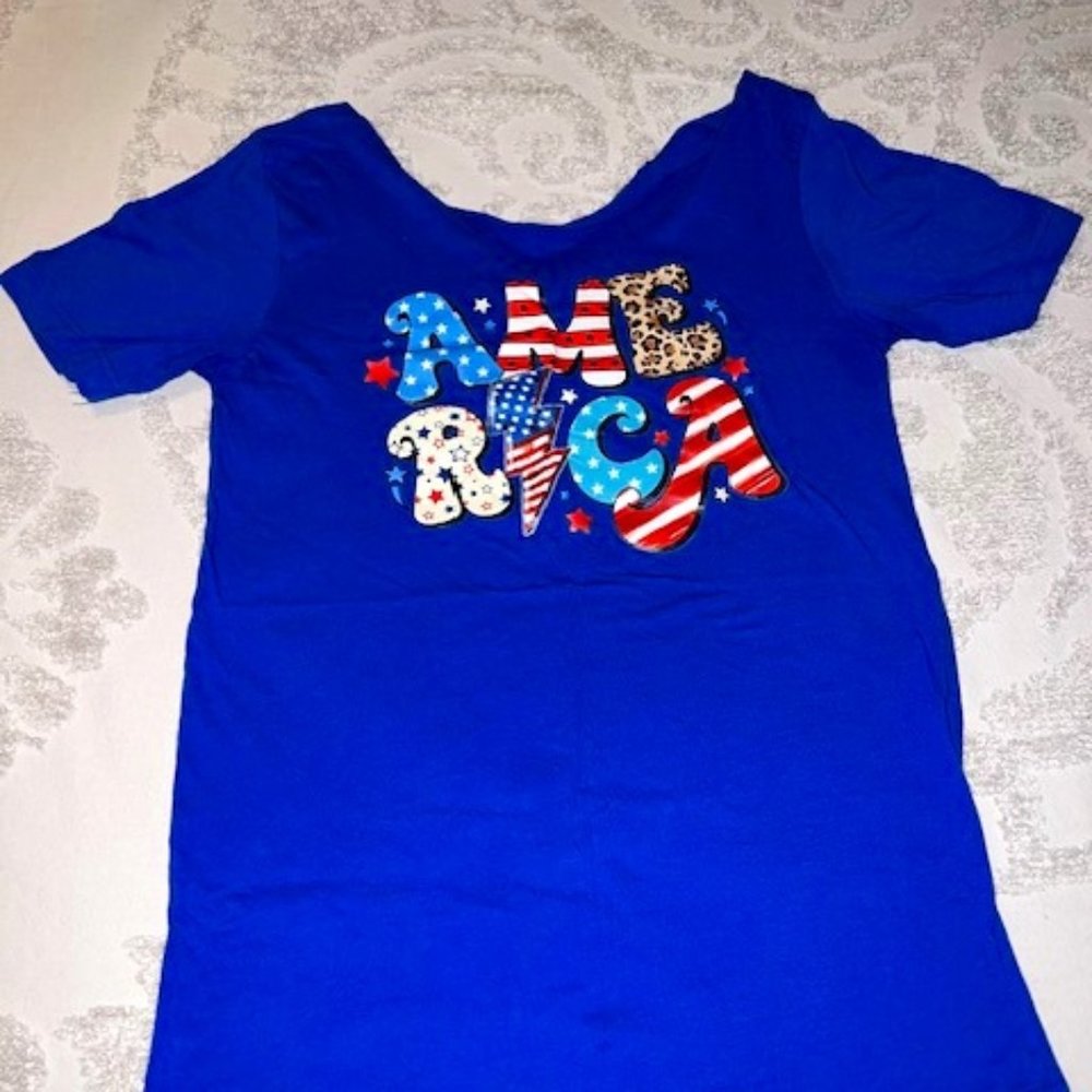 America tee with cutout neck